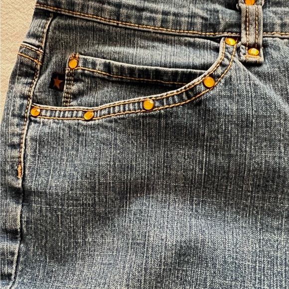 Jeanstar Jeans Womens Size 16W Cropped Capri Stretch Light Wash Denim Studded - Picture 9 of 12